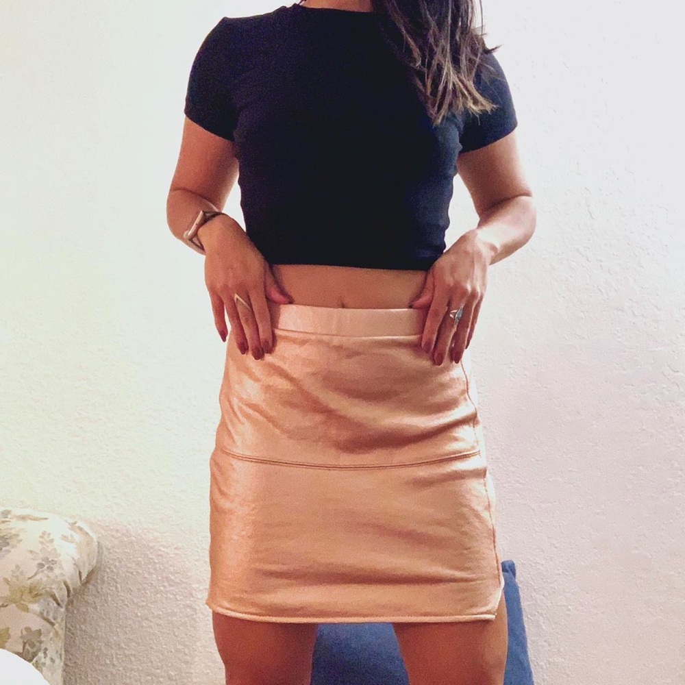 Stretchy Metallic Rose Gold Mini Skirt (S)